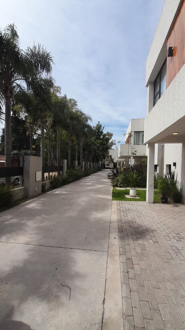 Casa en Venta en Ituzaingo, G.B.A. Zona Oeste