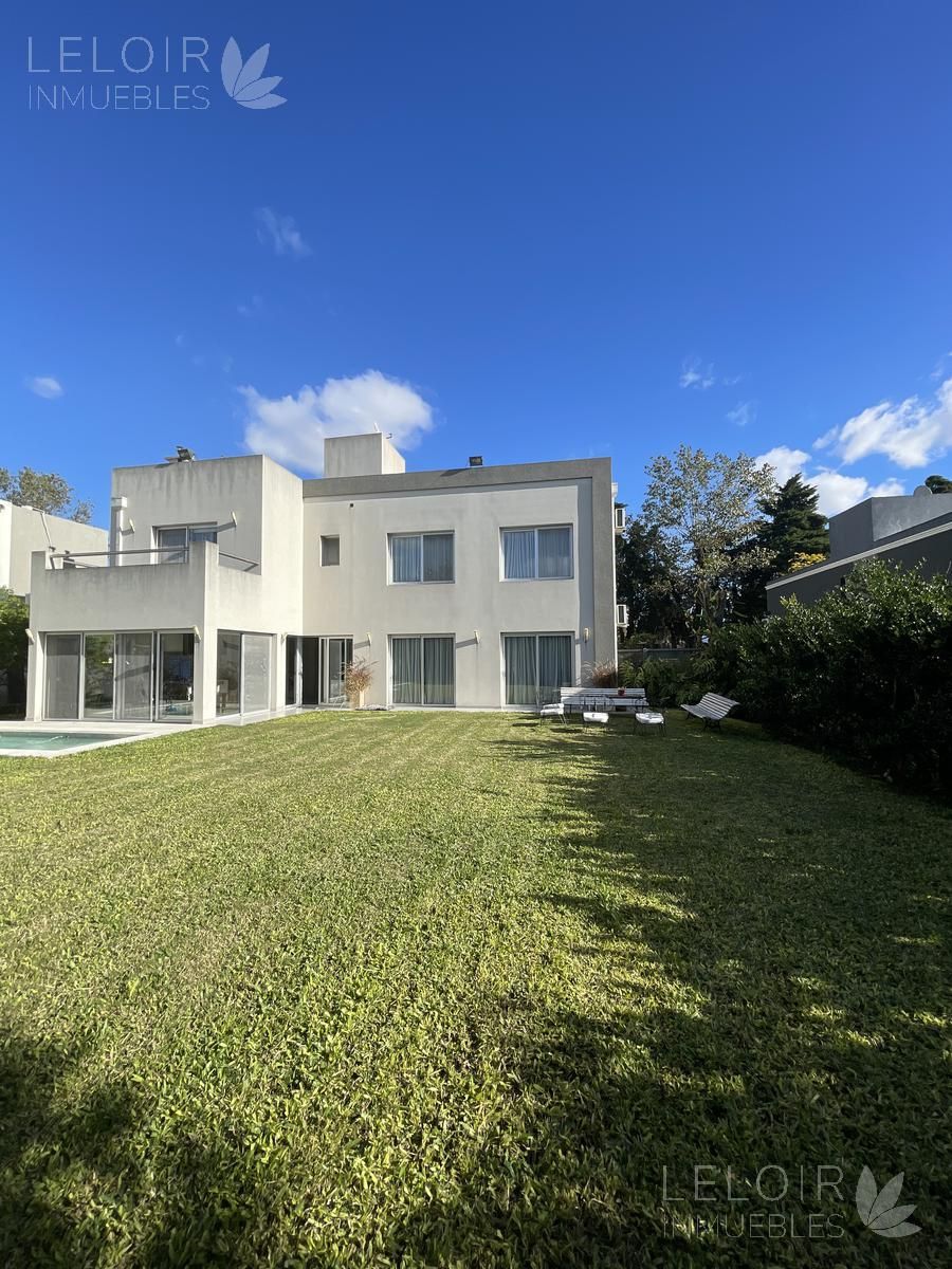 Casa en Venta en Ituzaingo, G.B.A. Zona Oeste