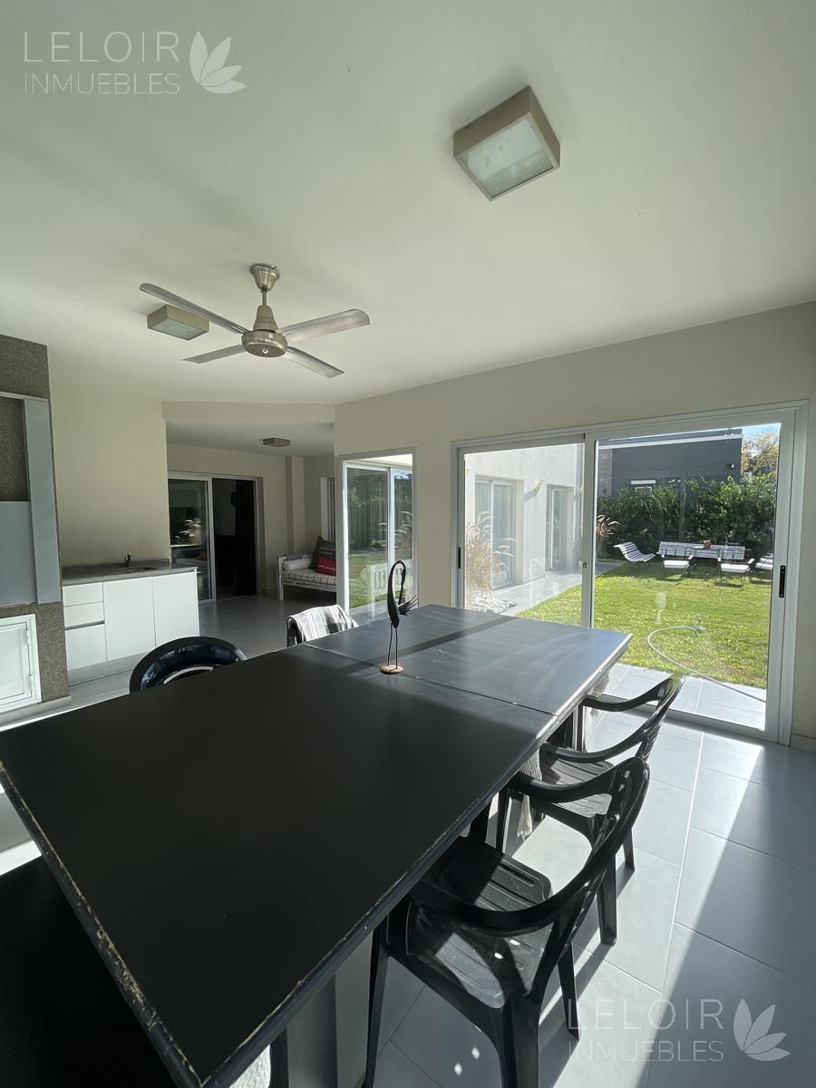 Casa en Venta en Ituzaingo, G.B.A. Zona Oeste