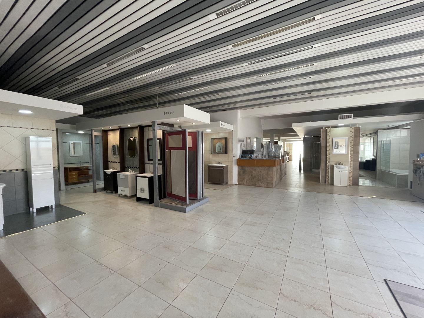 LOCAL EN VENTA