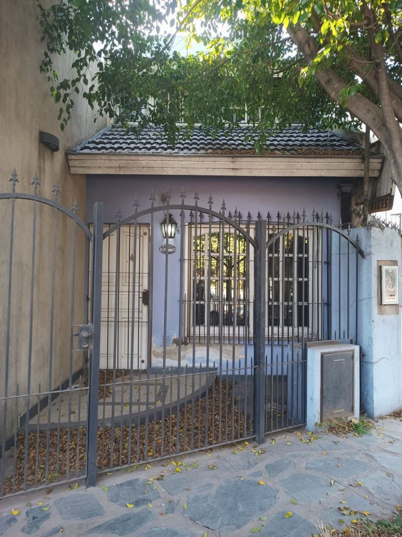 Casa Quinta en Alquiler en Ituzaingo, G.B.A. Zona Oeste