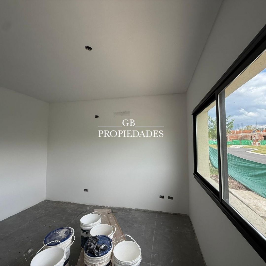 VENTA DE CASA EN Pilar - Santa Sofia - 21