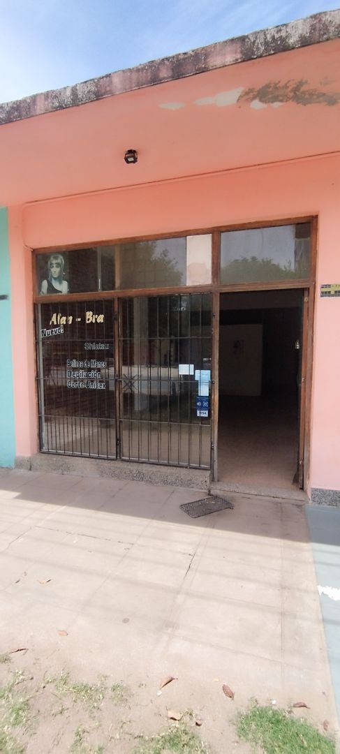 VENTA DE LOCAL EN Villa Gesell - Sur - 32