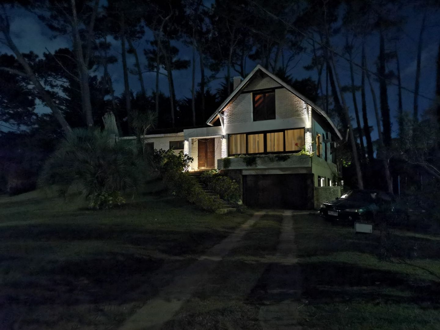 Casa en venta Playa Mansa 4 ambientes