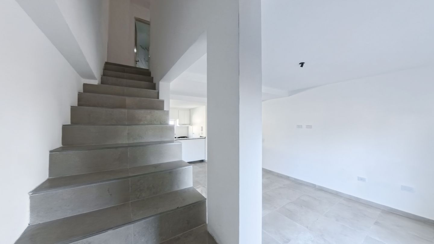 Casa en Venta en General San Martin, G.B.A. Zona Norte