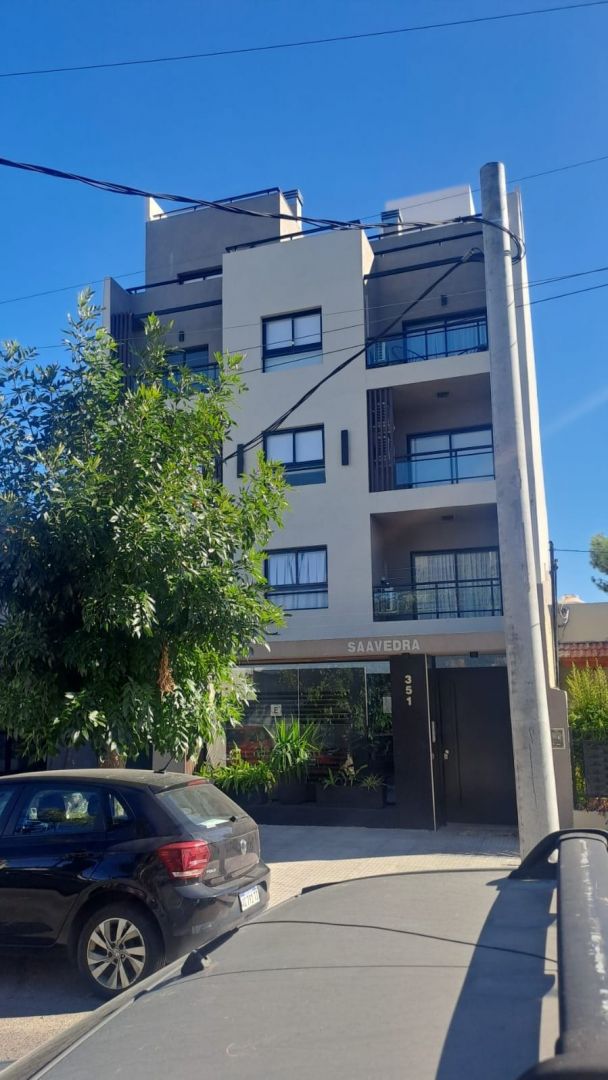 Departamento en cornelio saavedr 300