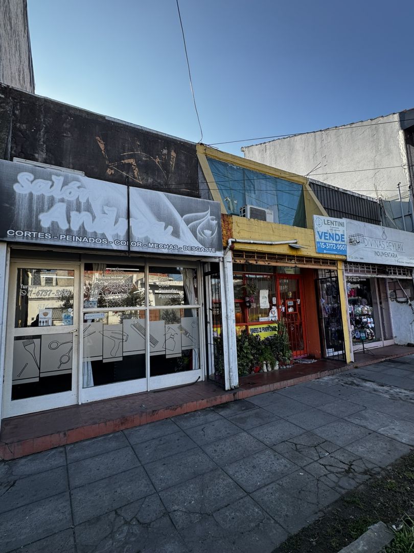 Local Comercial en Venta en Tres de Febrero, G.B.A. Zona Oeste