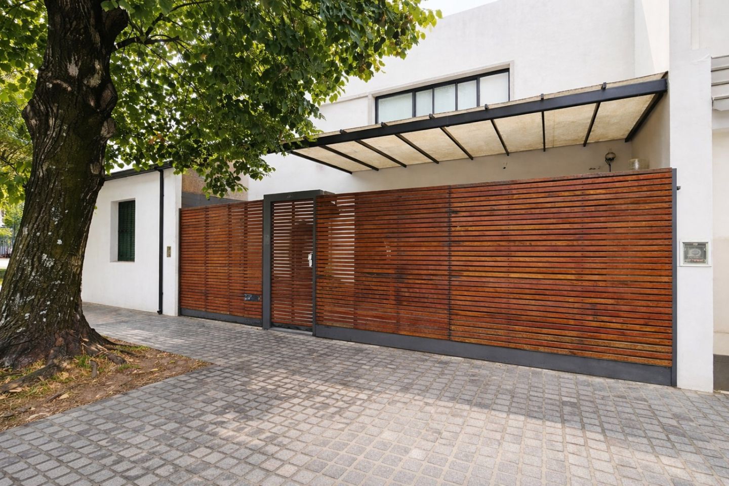 Casa en Venta en General San Martin, G.B.A. Zona Norte