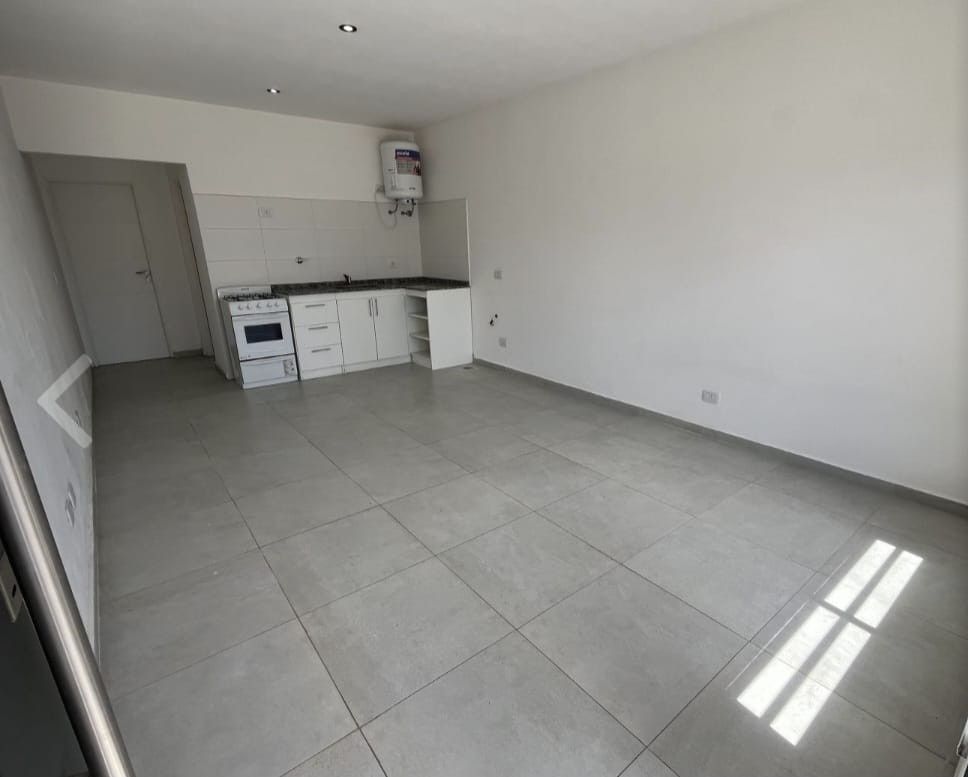 ALQUILER DE DEPARTAMENTO EN José C Paz - 5