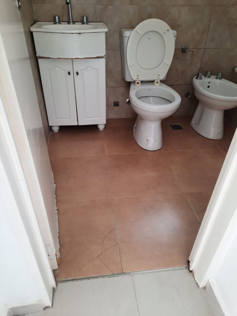VENTA DE DEPARTAMENTO EN Tres de Febrero - Caseros - 31
