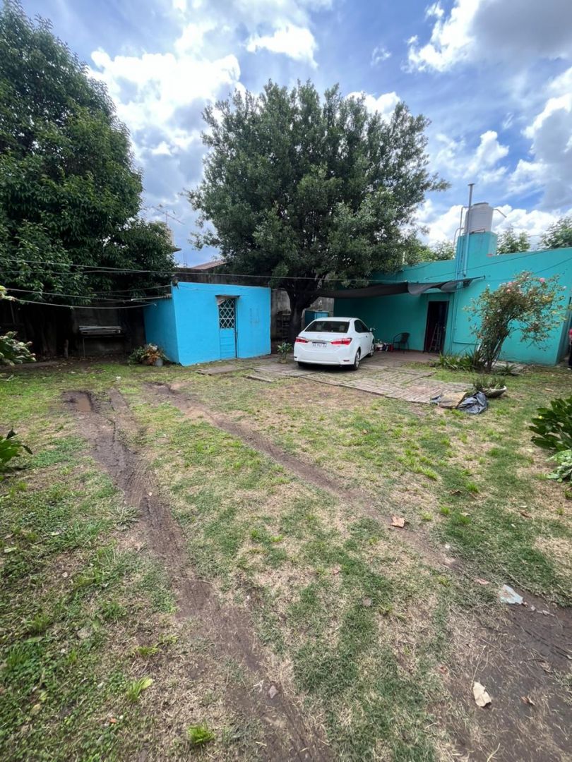 VENTA DE CASA EN José C Paz - 23