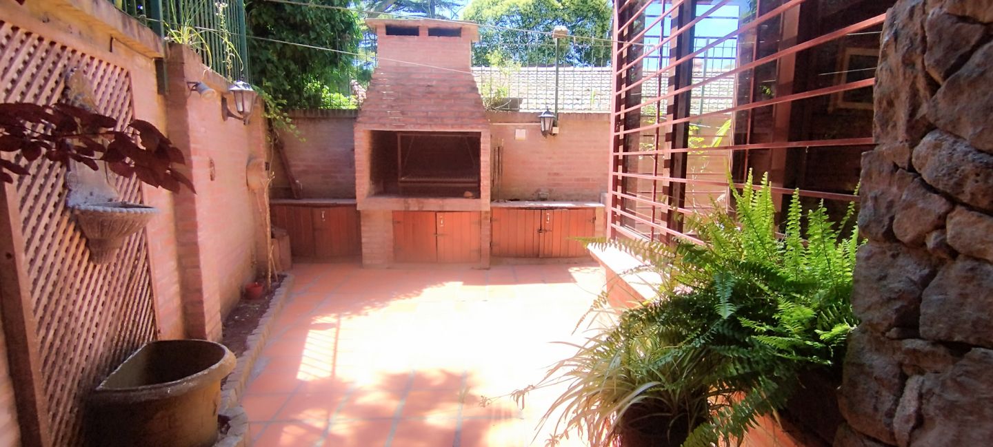 VENTA DE CASA EN Villa Gesell - Centro - 37