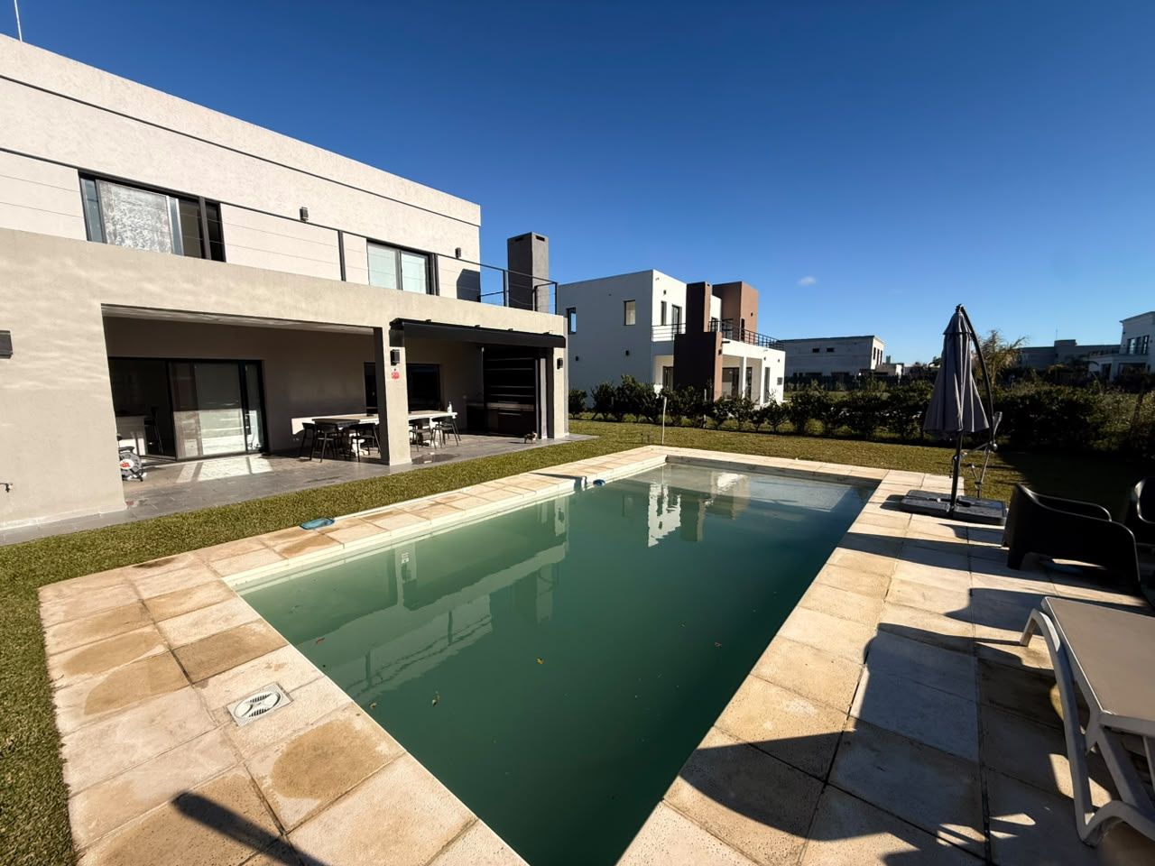 Casa en SARGENTO CABRAL 5600