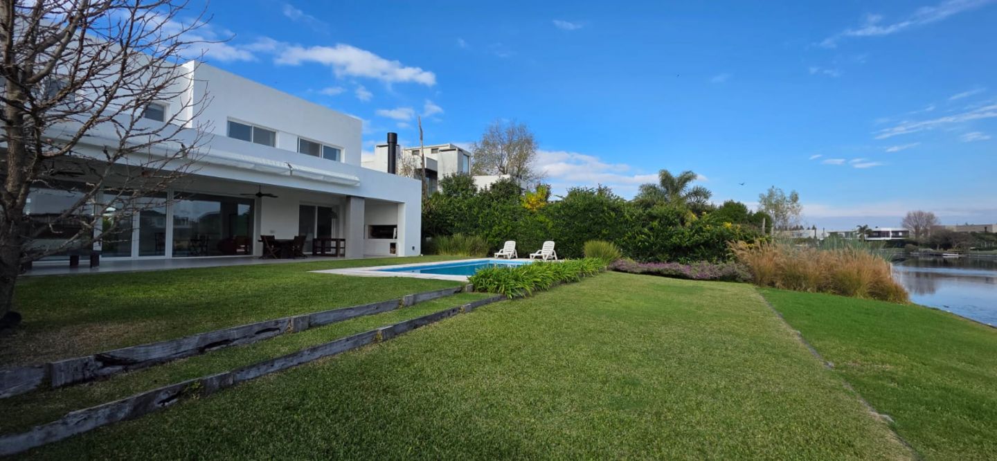 Casa en Alquiler