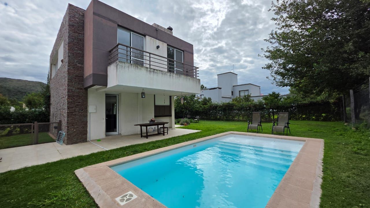 Casa EN VENTA