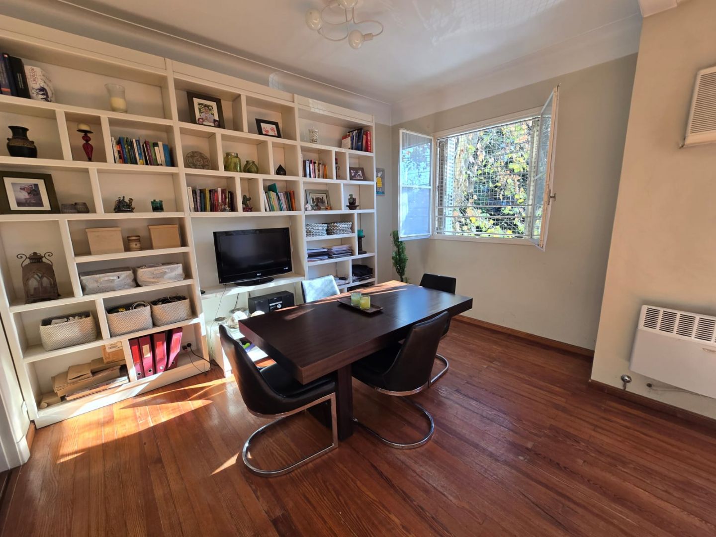 Casa en AV  SALVADOR MAR 3500