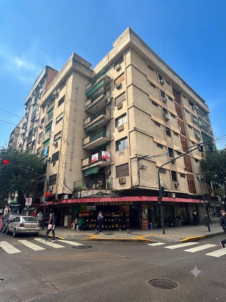 Departamento en LAPRIDA 100