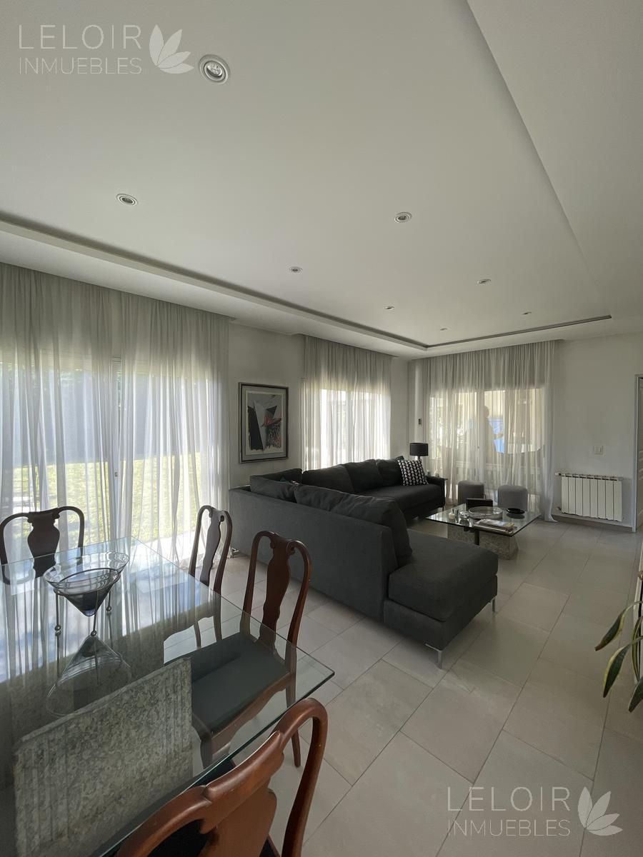 Casa en Venta en Ituzaingo, G.B.A. Zona Oeste