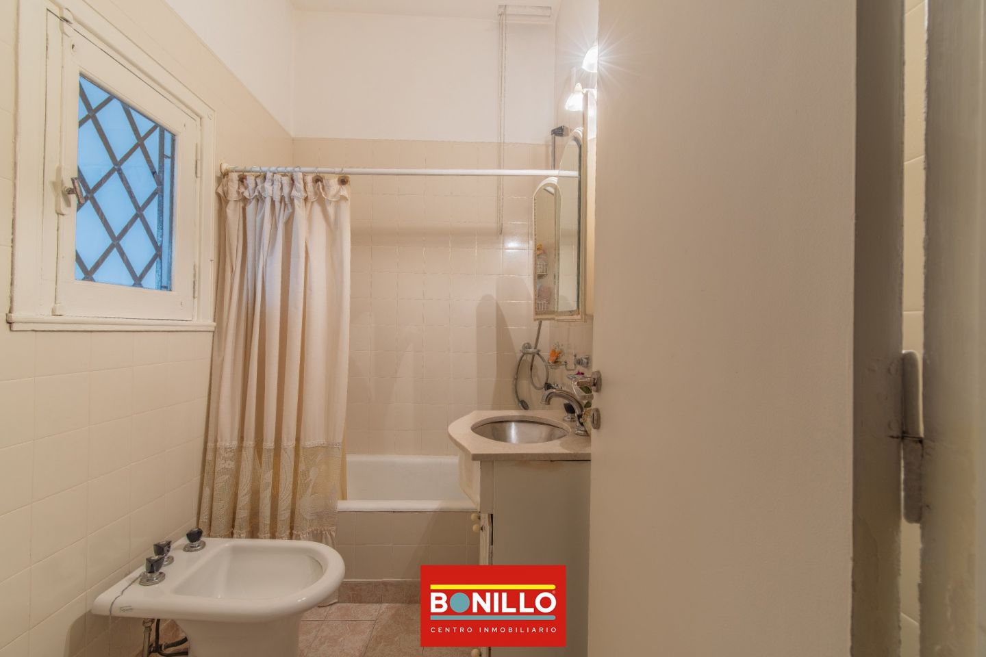 VENTA DE CASA EN Capital Federal - Agronomía - 42