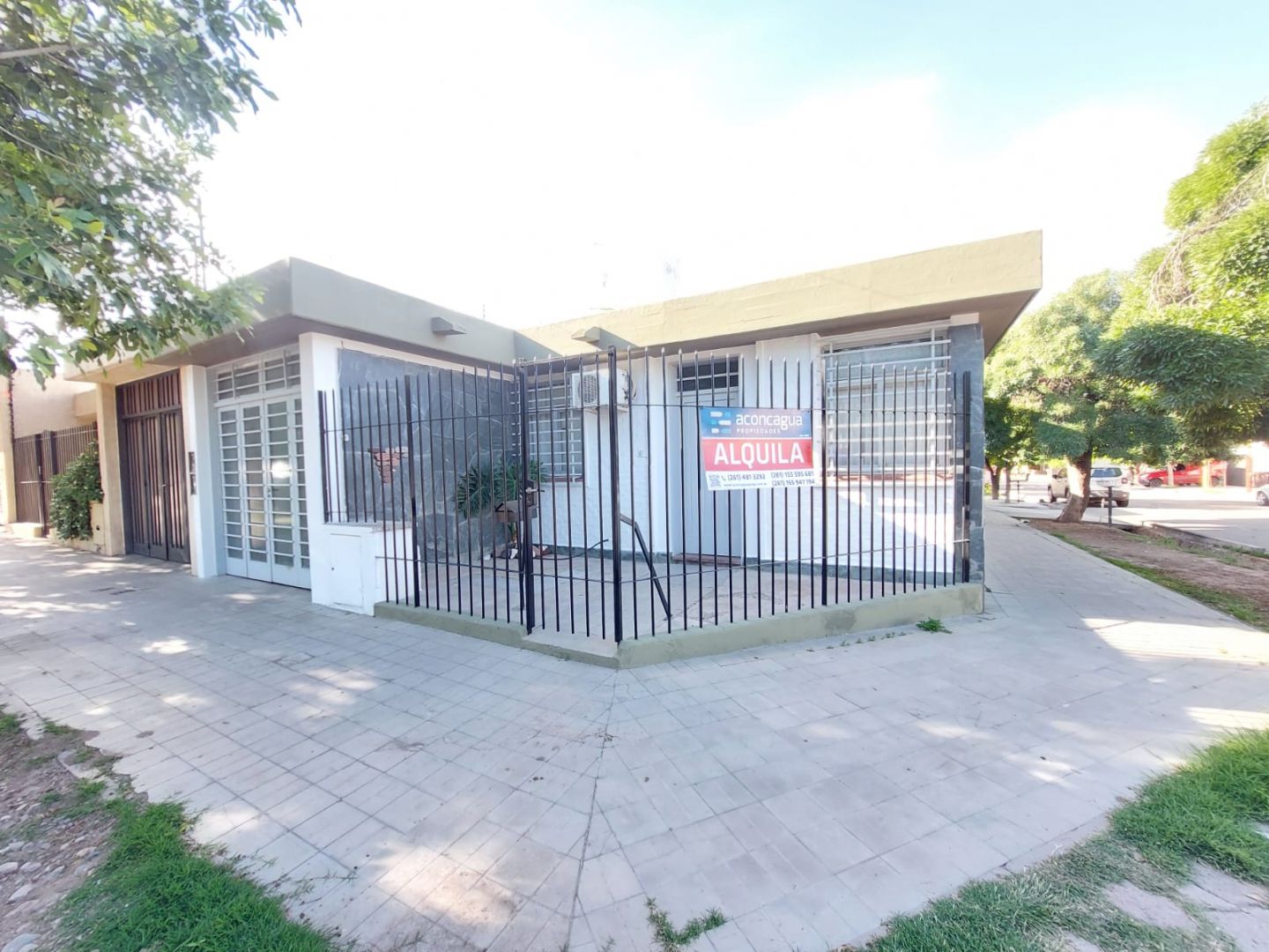 Casa en Laprida 100