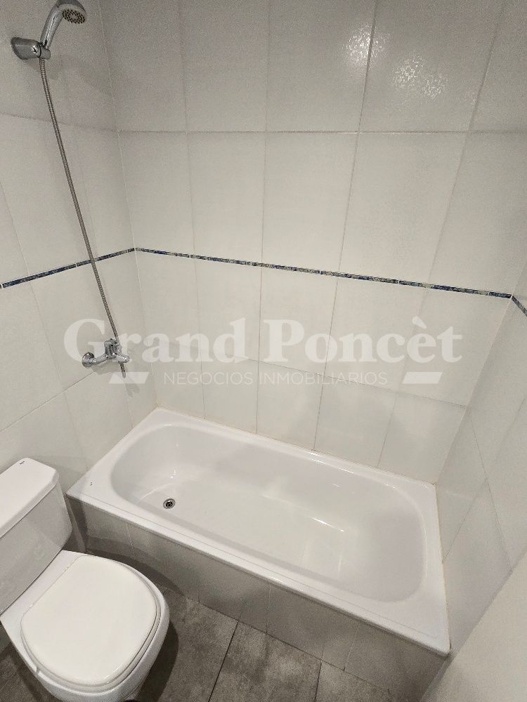 ALQUILER DE DEPARTAMENTO EN Capital Federal - Parque Patricios - 3