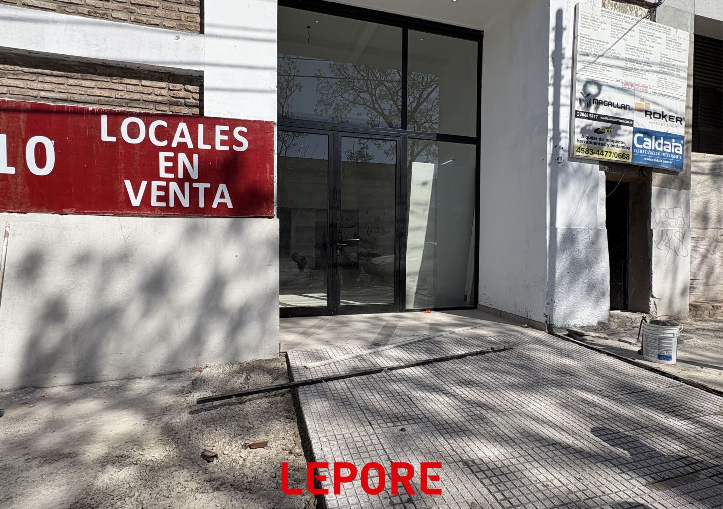 Local Comercial en JOSE MARMOL 1800