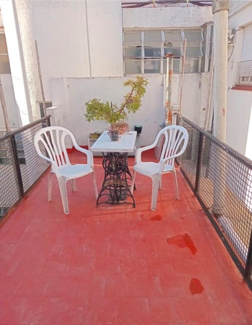 Departamento en Emilio Mitre 100