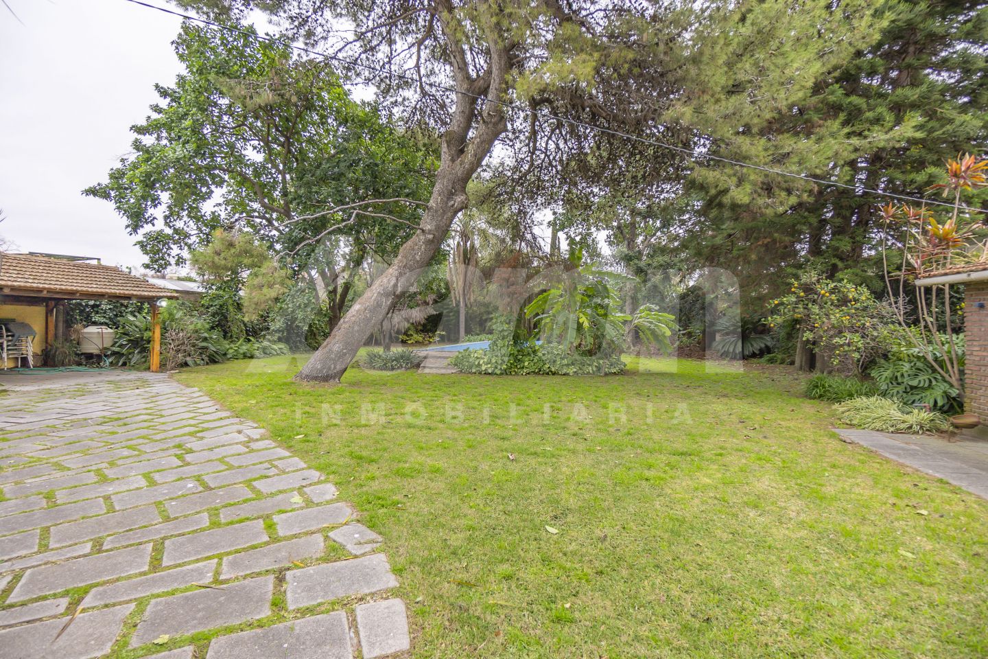 VENTA DE CASA EN Lomas de Zamora - Banfield - 44