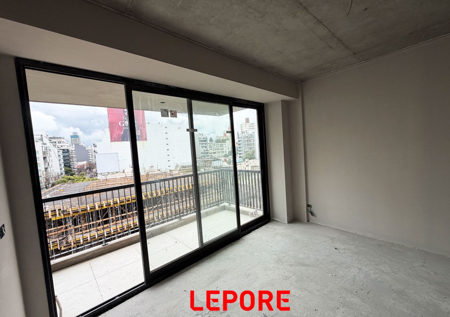 Departamento en AV. DORREGO 1500