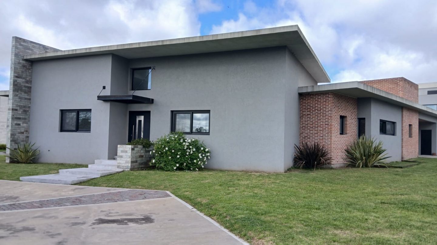 VENTA DE CASA EN Ezeiza - Valdevez Barrio Privado - 27