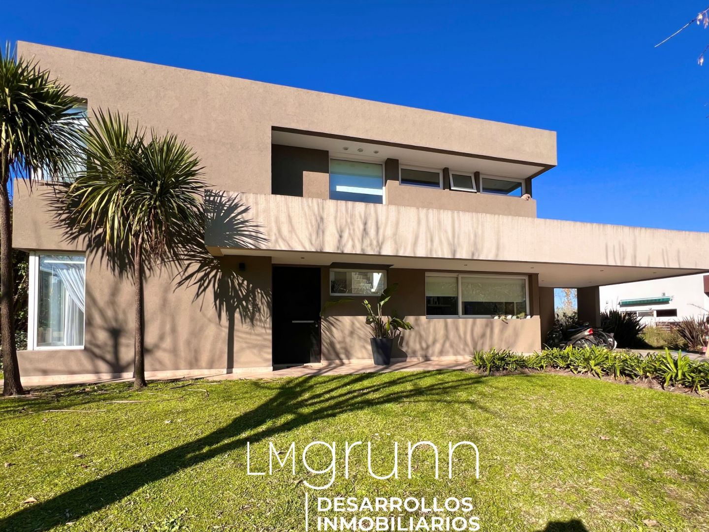Casa en acceso oeste km4