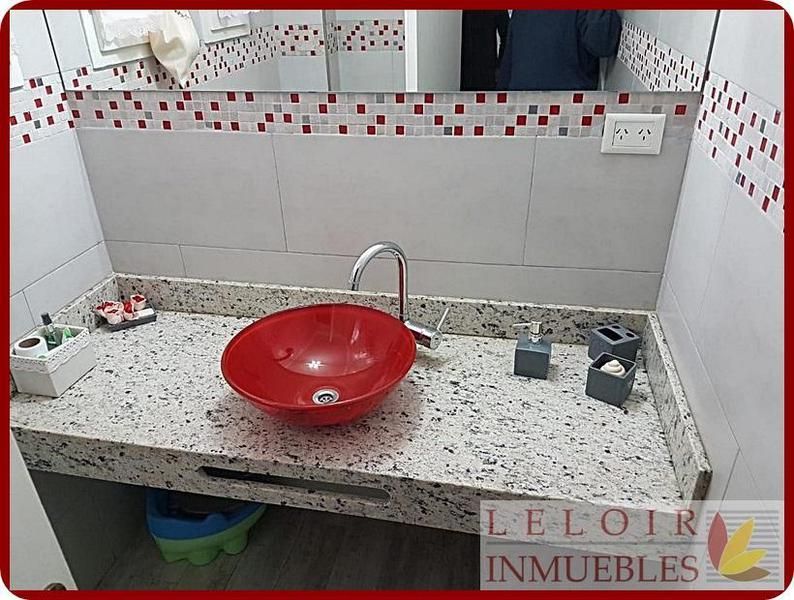 Casa en Venta en Moron, G.B.A. Zona Oeste