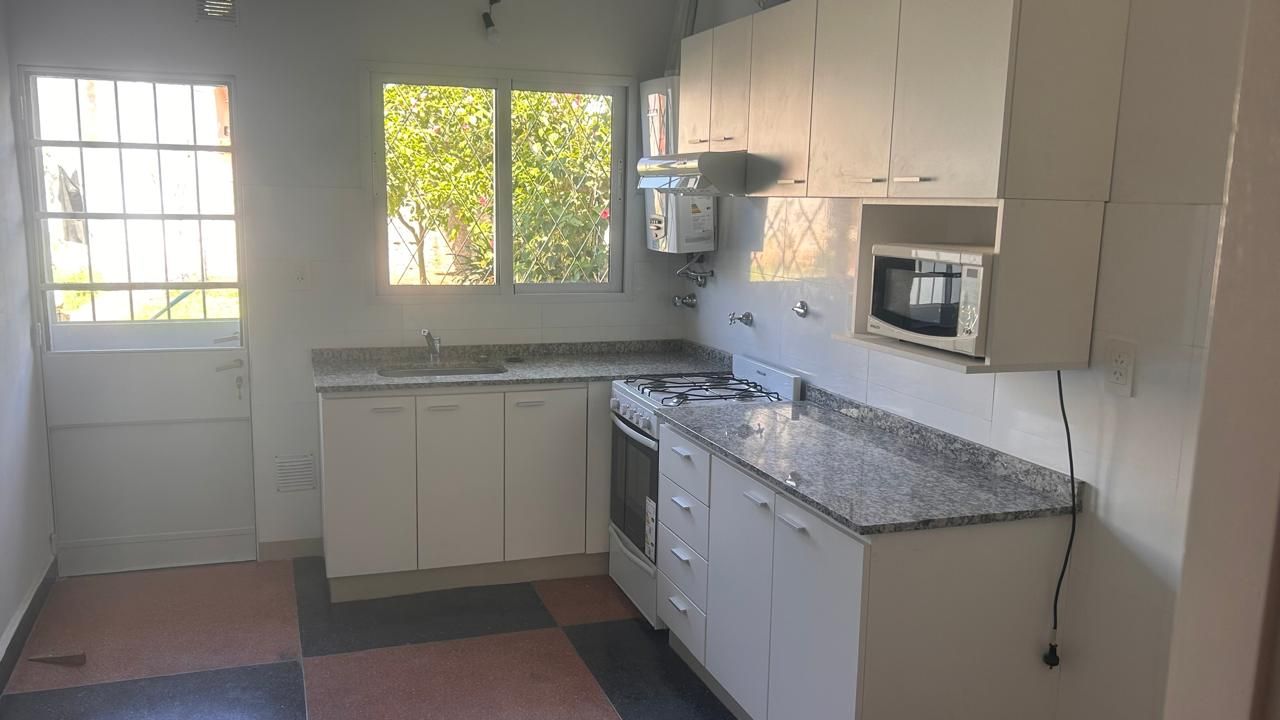 Pastori Propiedades, Alquiler de Casa en Olivos   Vicente López Foto13 