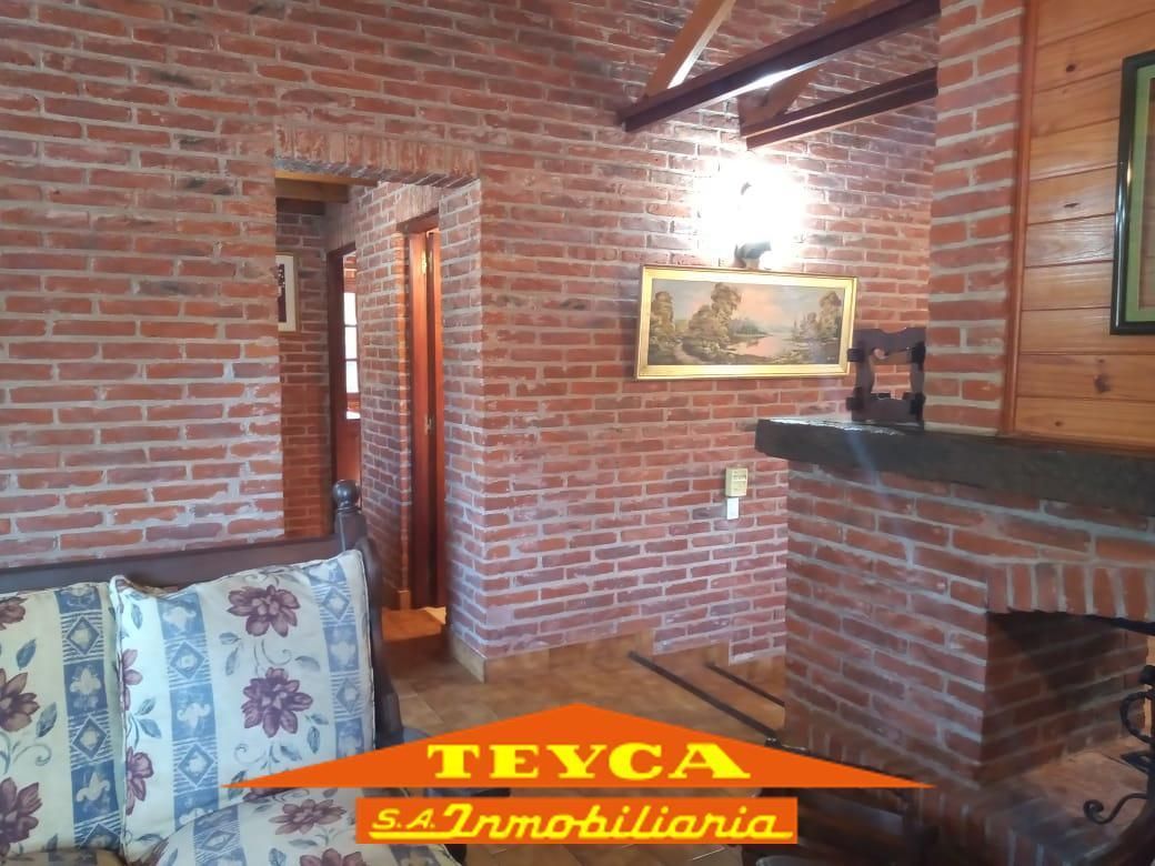 Casa en venta Lasalle 4 ambientes