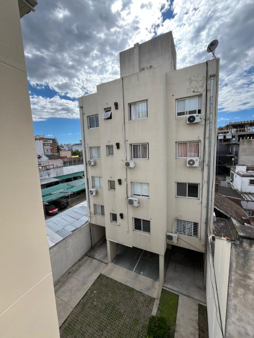 Departamento en Alquiler en Moron, G.B.A. Zona Oeste