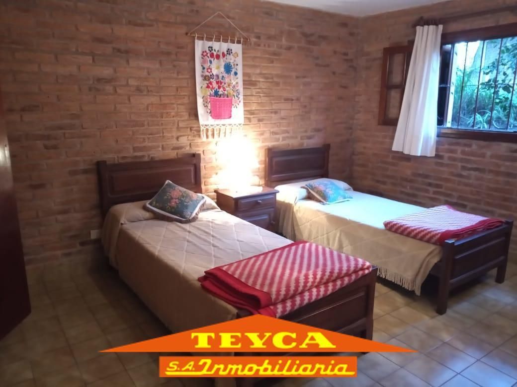 Casa en venta Lasalle 4 ambientes
