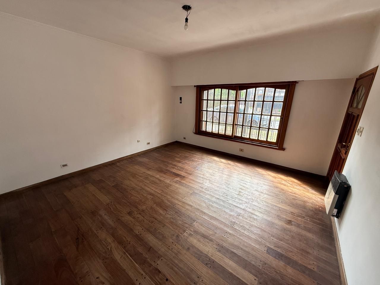 ALQUILER DE CASA EN Vicente López - Villa Adelina - 3