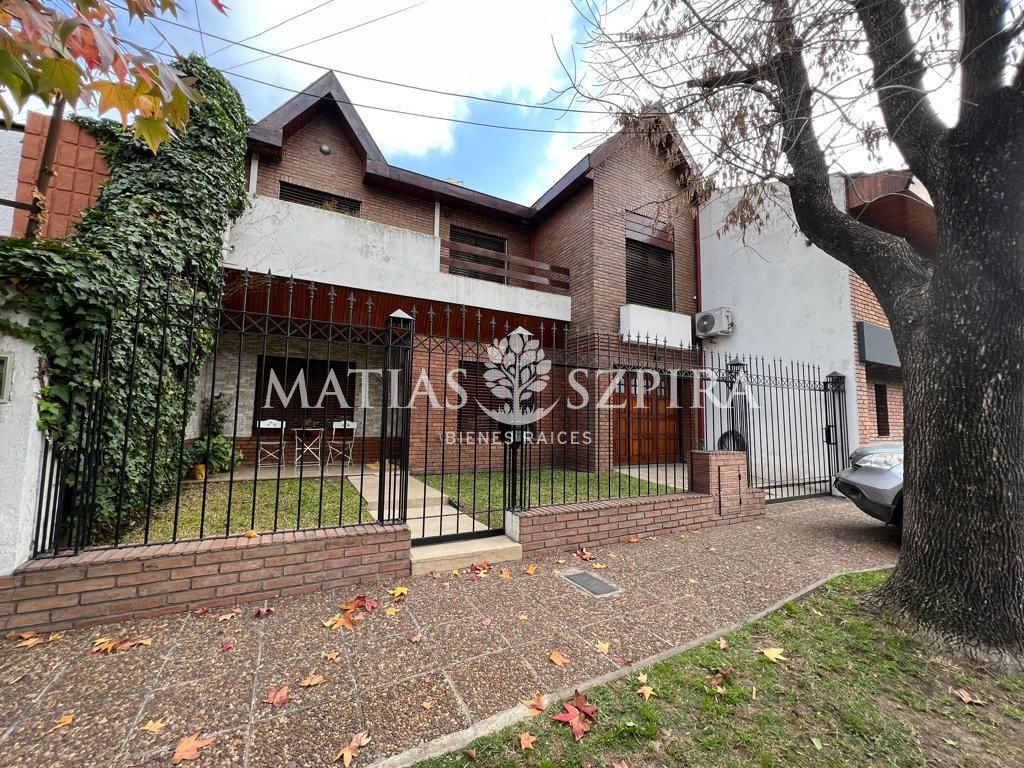 VENTA DE CASA EN Morón - Castelar - 44