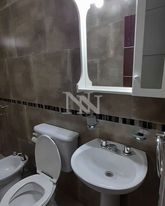 Casa en alquiler San Juan Bautista 3 ambientes