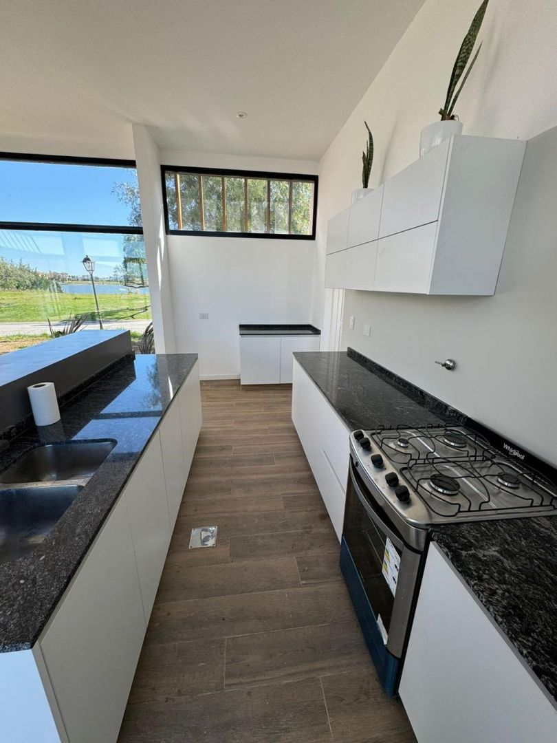 Casa en Alquiler en Escobar, G.B.A. Zona Norte