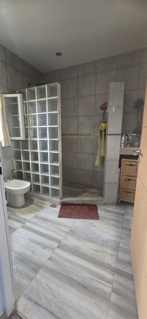 Casa en Venta en Fernandez Oro, Rio Negro