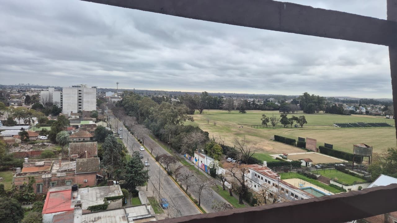 Departamento en AVENIDA ROCA 1500