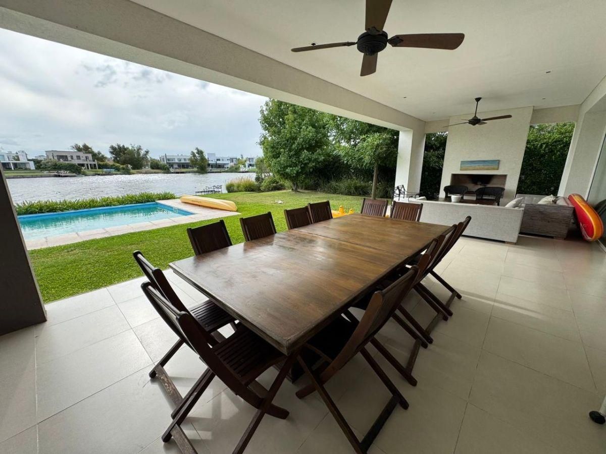 Casa en Alquiler