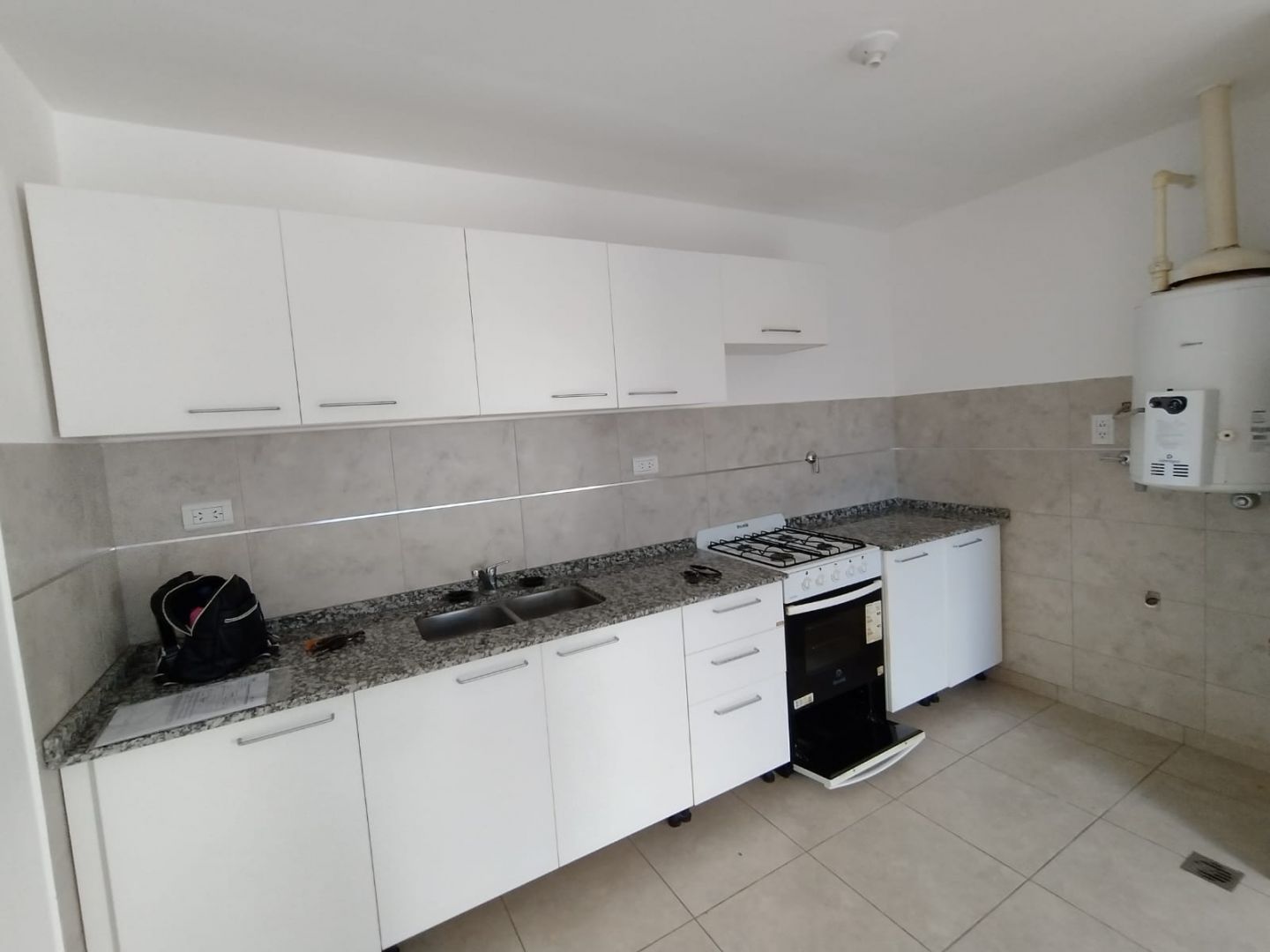 ALQUILER DE DEPARTAMENTO EN Río Tercero - LAS FLORES — foto 3