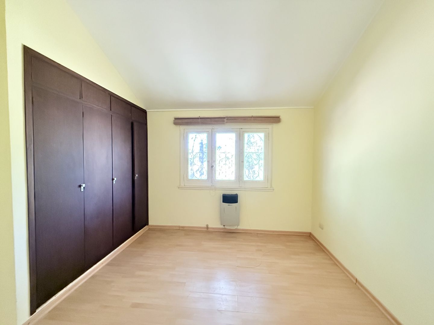 VENTA DE CASA EN Oliveros - 28