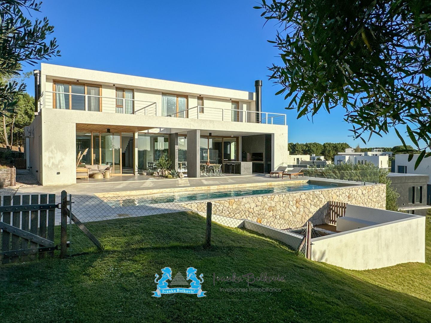 Casa en Barrio Maritimo 3 4 ambientes