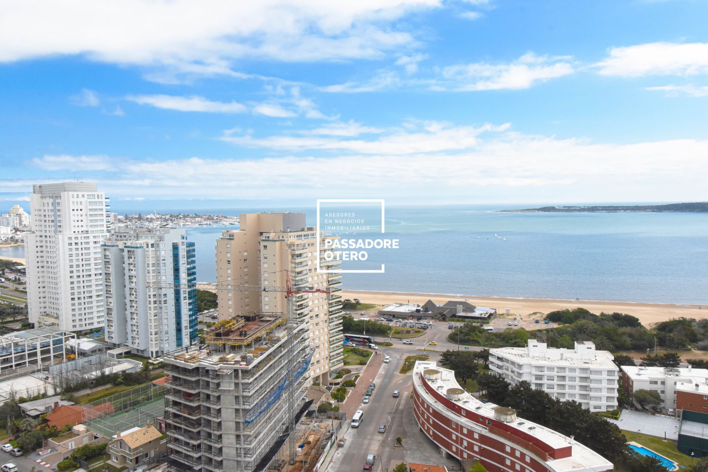 Apartamento en venta Playa Mansa 4 ambientes