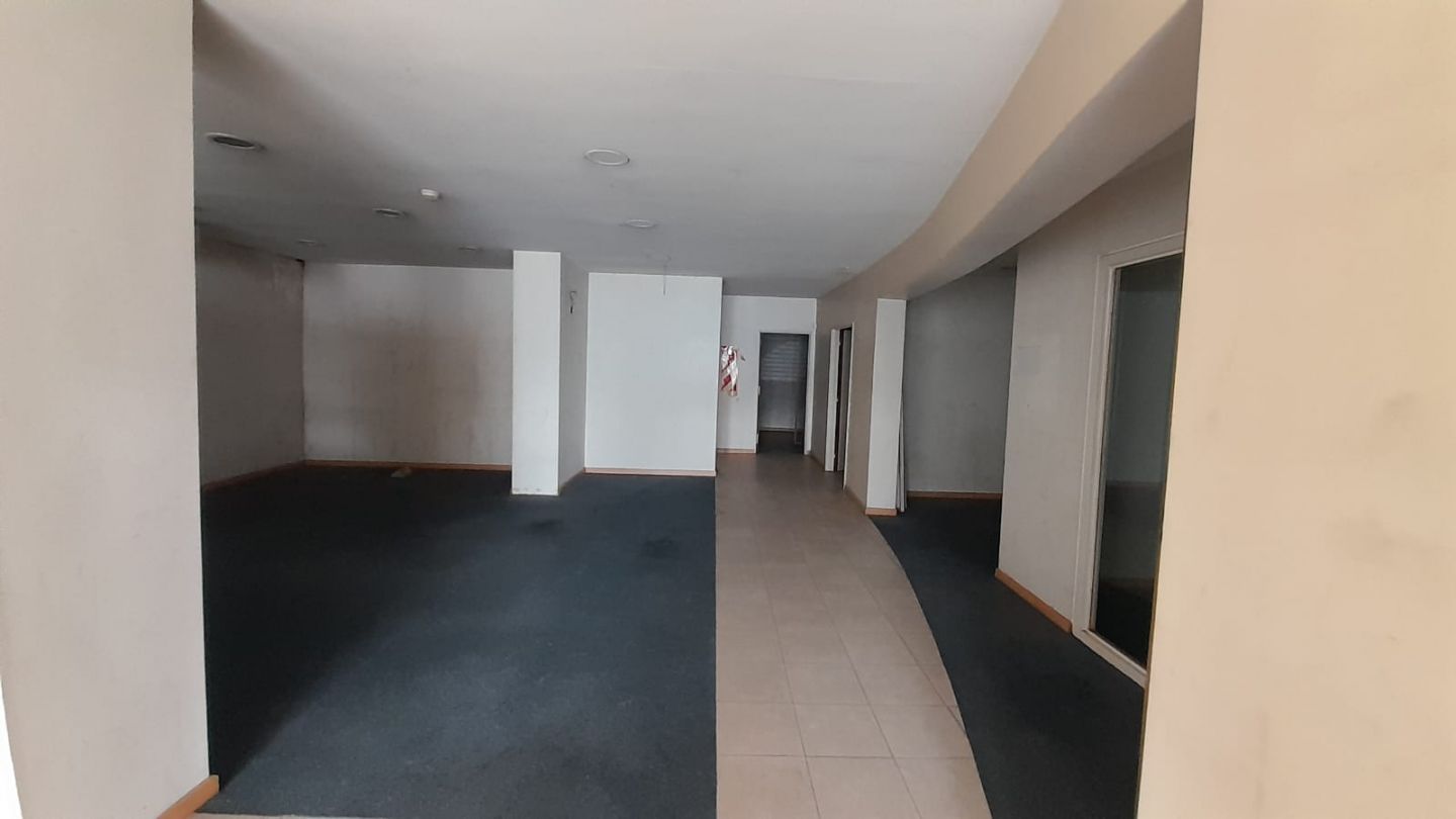 Local Comercial en Venta en Lomas de Zamora, G.B.A. Zona Sur