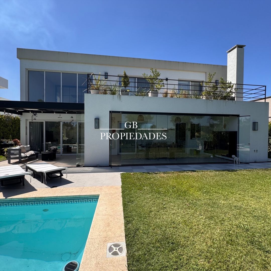 VENTA DE CASA EN Pilar - Ayres Plaza - 41