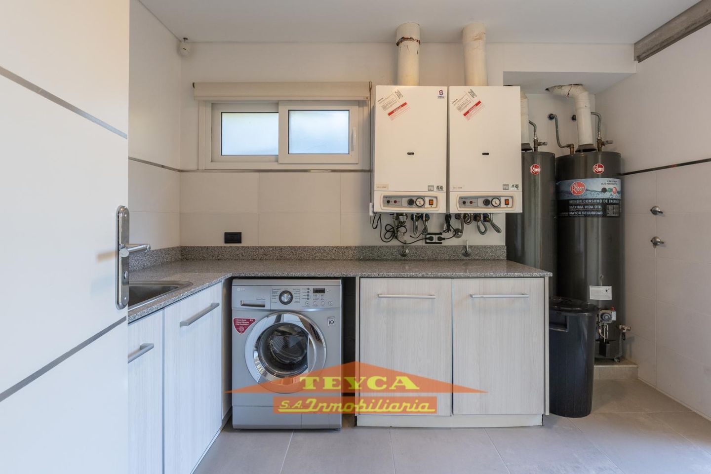 Casa en venta  6 ambientes